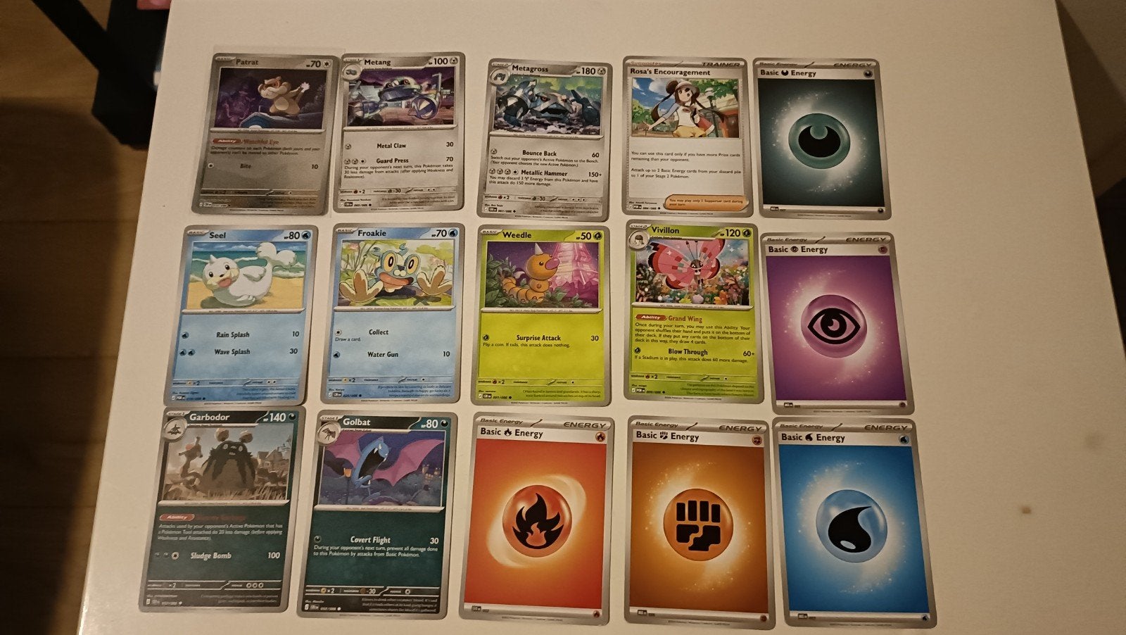 16 Pokémon kaarten - Diverse karakters en energiekaarten, Ophalen of Verzenden, Zo goed als nieuw, Meerdere kaarten