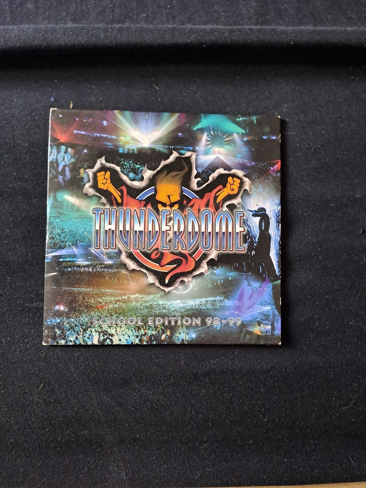 tk thunderdome school edition 98-99, Eén persoon