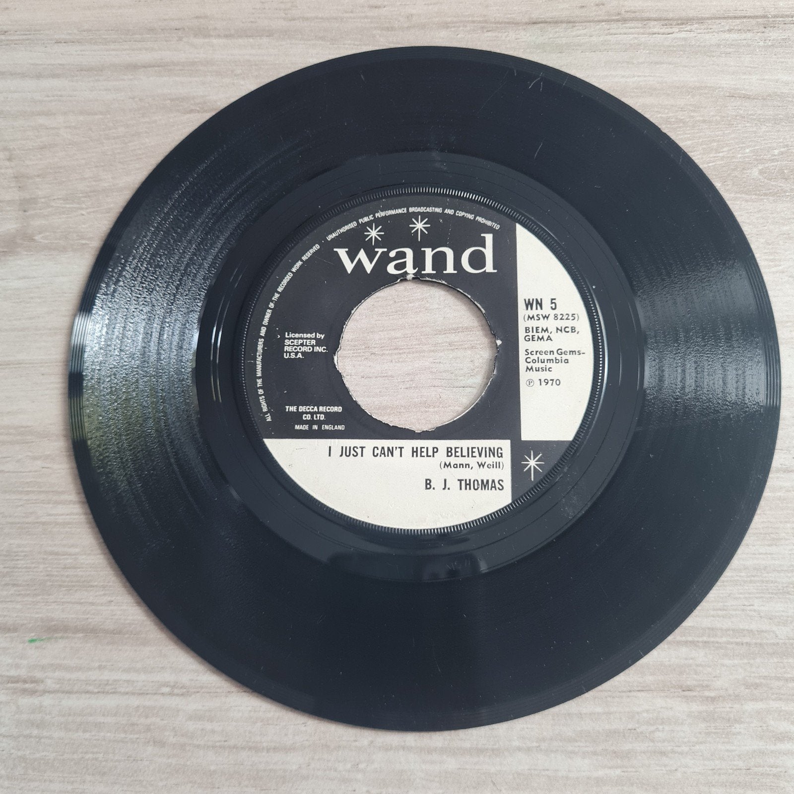 B.J. Thomas - I Just Can't Help Believing / Send My Picture, Gebruikt, 7 inch, Ophalen of Verzenden, Pop