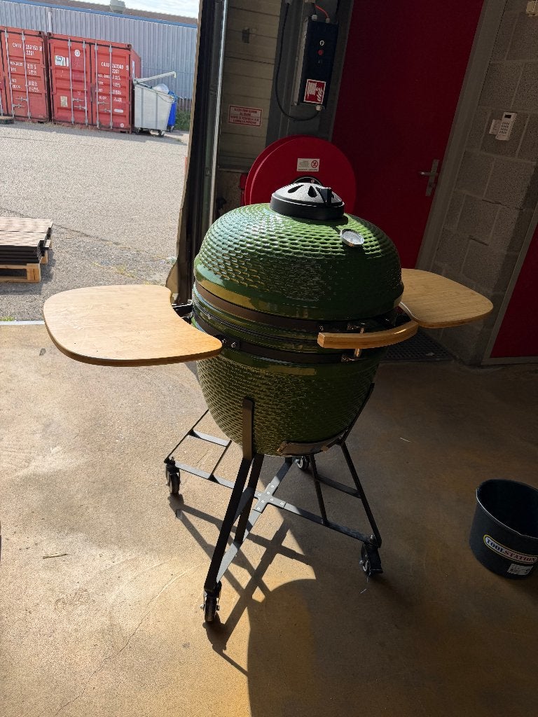 Kamado 24 inch, Tuin en Terras, Houtskoolbarbecues, Ophalen, Gebruikt, Overige, Met accessoires