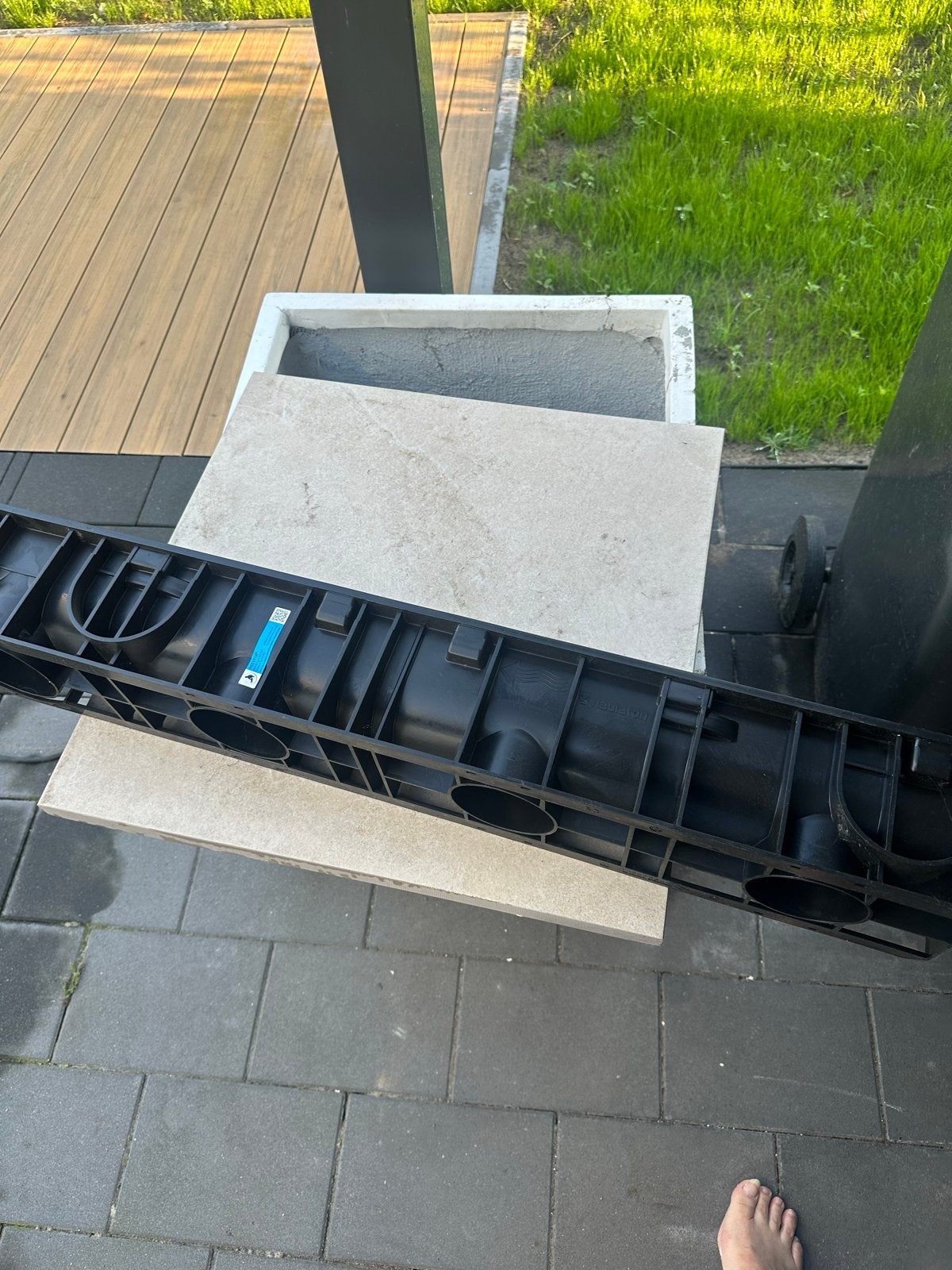Zwarte afvoergoot voor terras of tuin, Ophalen, Afvoer, Pvc, Nieuw