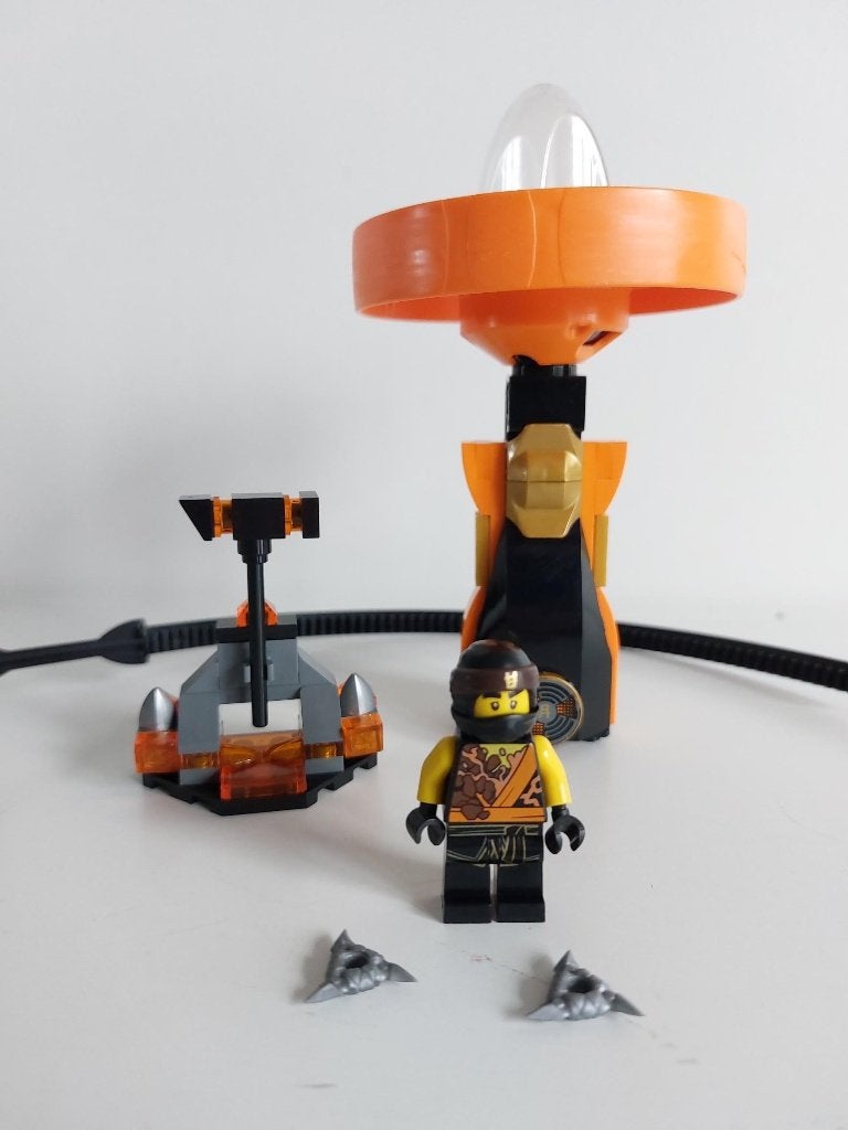 Lego Ninjago - 70637 - Cole - Spinjitzu Master, Lego, Ophalen of Verzenden, Zo goed als nieuw, Compleet