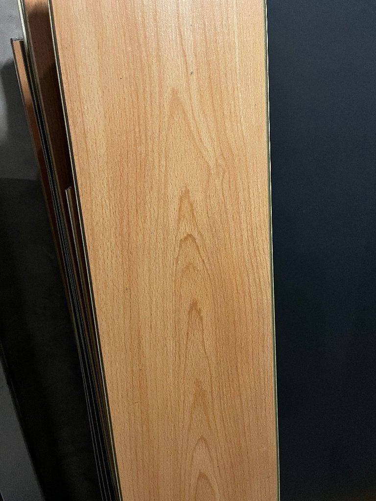 Gratis ophalen: Laminaat, Doe-het-zelf en Verbouw, Vloerdelen en Plavuizen, Ophalen, Overige materialen, 50 tot 150 cm, 10 m² of meer