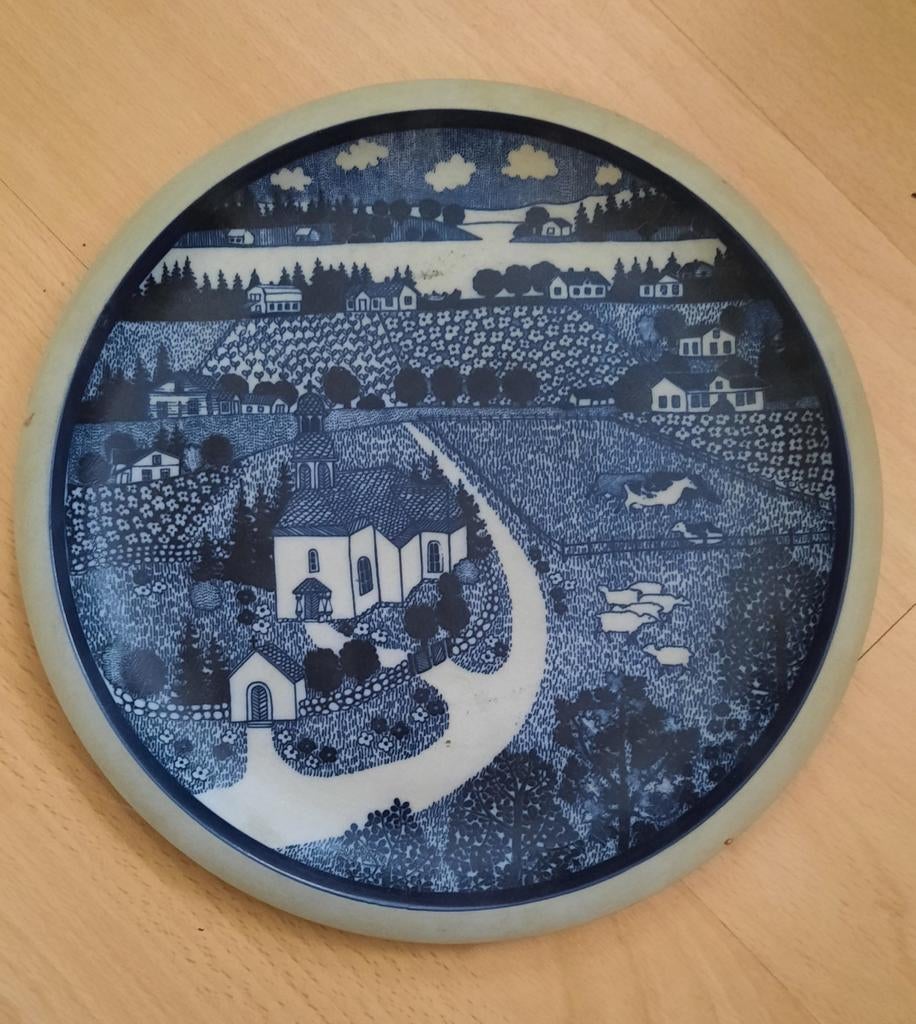 Wandbord Arabia Finland 100 jaar - Blauw-wit landschap, Ophalen