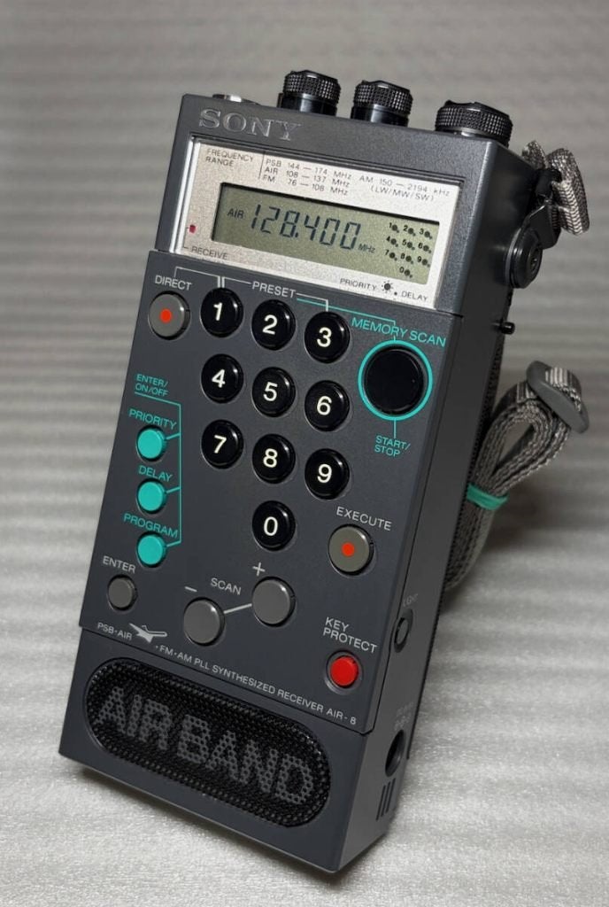 Sony AIR-8 Airband Receiver 4-Bands + Accessoires, Ophalen of Verzenden, Zo goed als nieuw, Minder dan 60 watt, Sony
