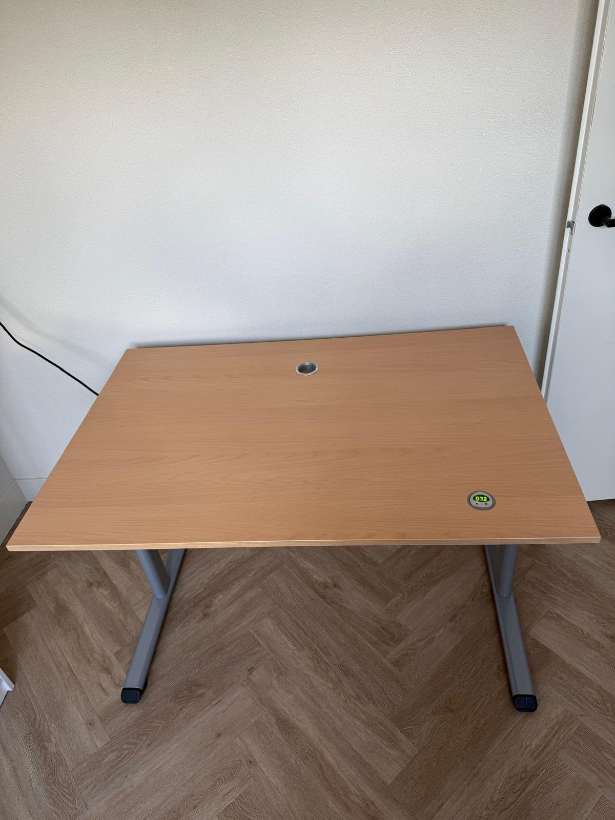 Bureautafel, Ophalen, Elektrisch, Zo goed als nieuw