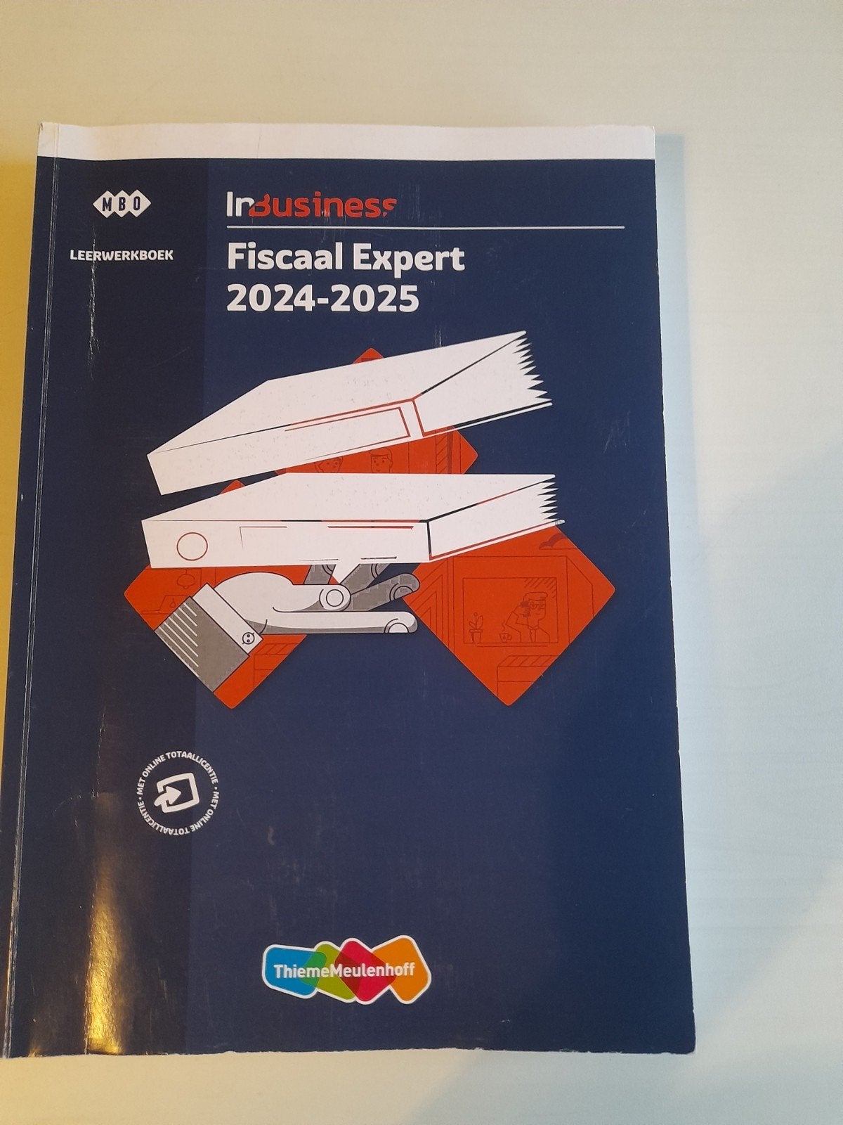 InBusiness MBO boeken: Bedrijfseconomie-administratie-Fiscaa, ThiemeMeulenhoff, Ophalen of Verzenden, Zo goed als nieuw, Bedrijfseconomie of M&O