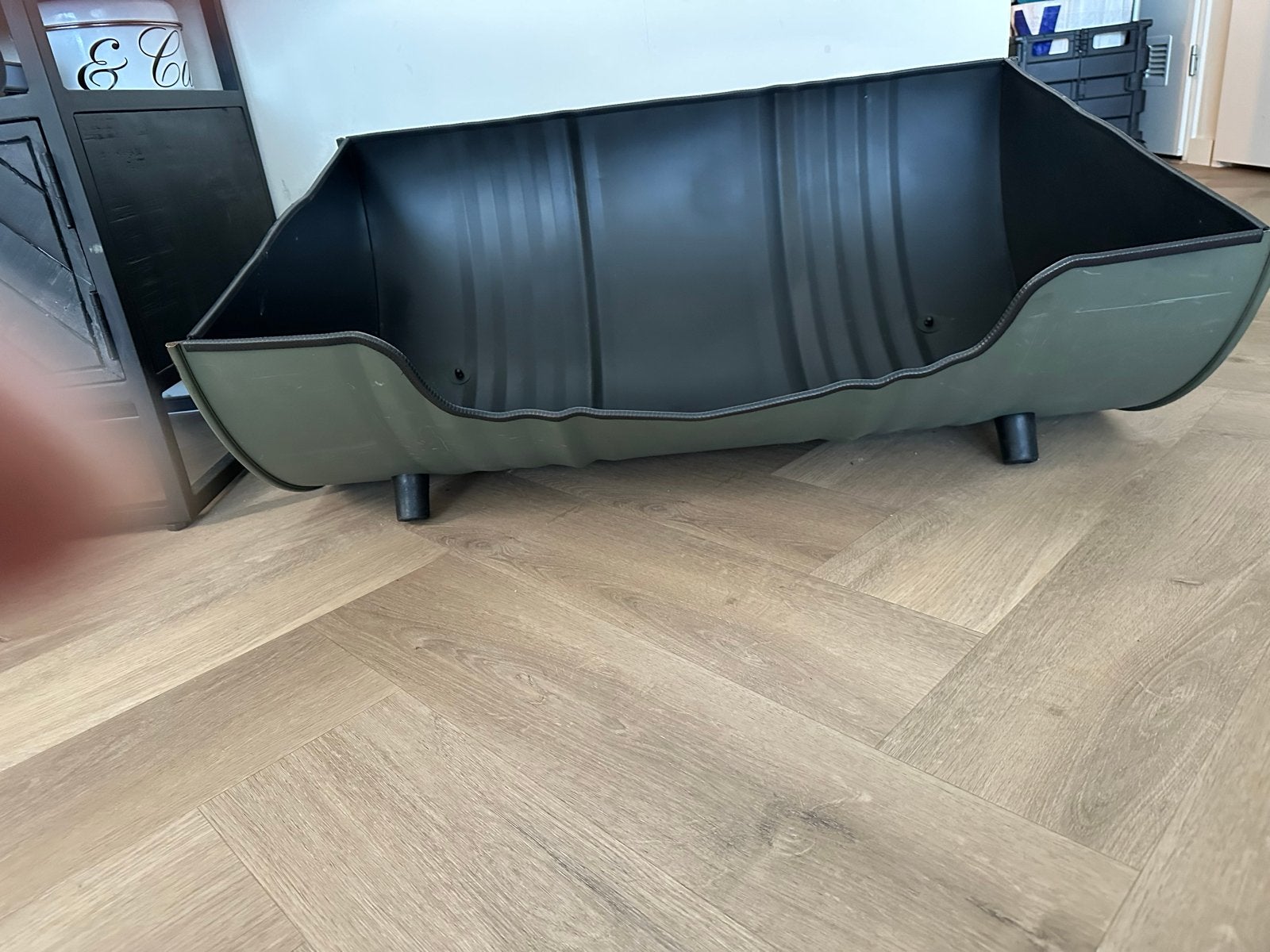 Leuke hondenmand gemaakt van een olievat., Ophalen, Zo goed als nieuw, Overige