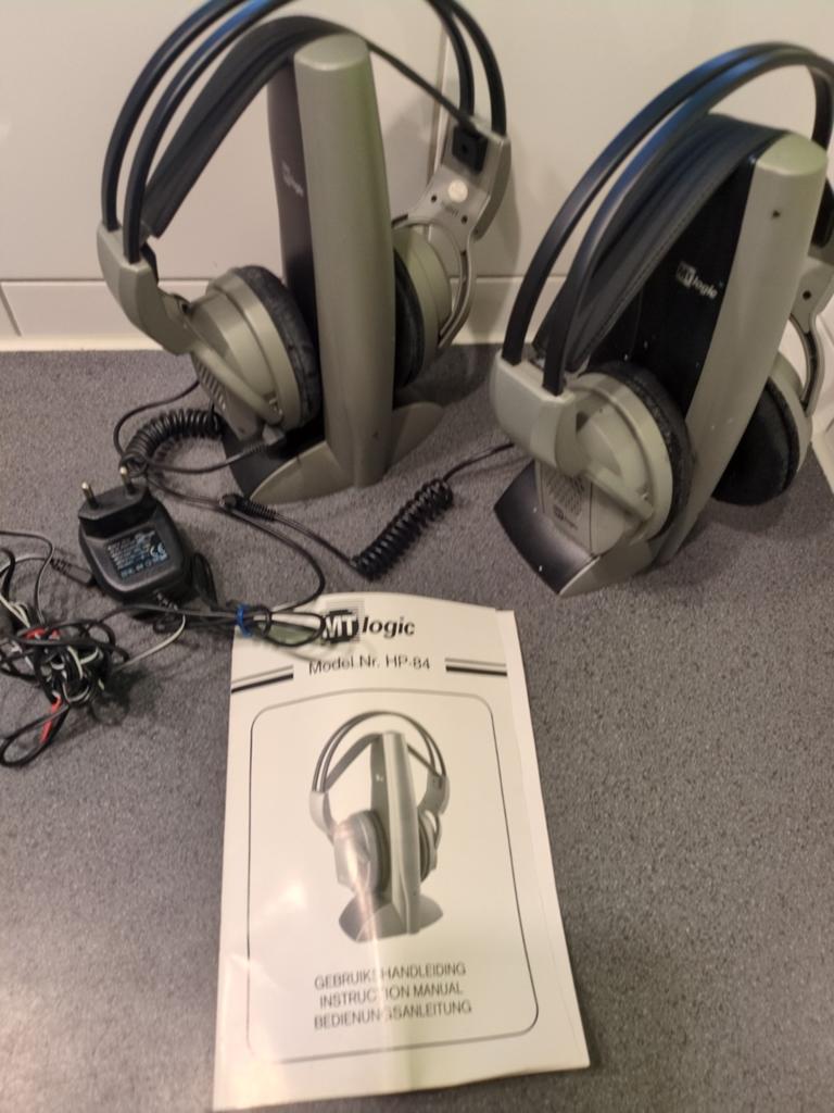 MT Logic HP-84 Draadloze Hoofdtelefoon Systeem (2 stuks), Ophalen of Verzenden, Gebruikt, Overige merken, Draadloos