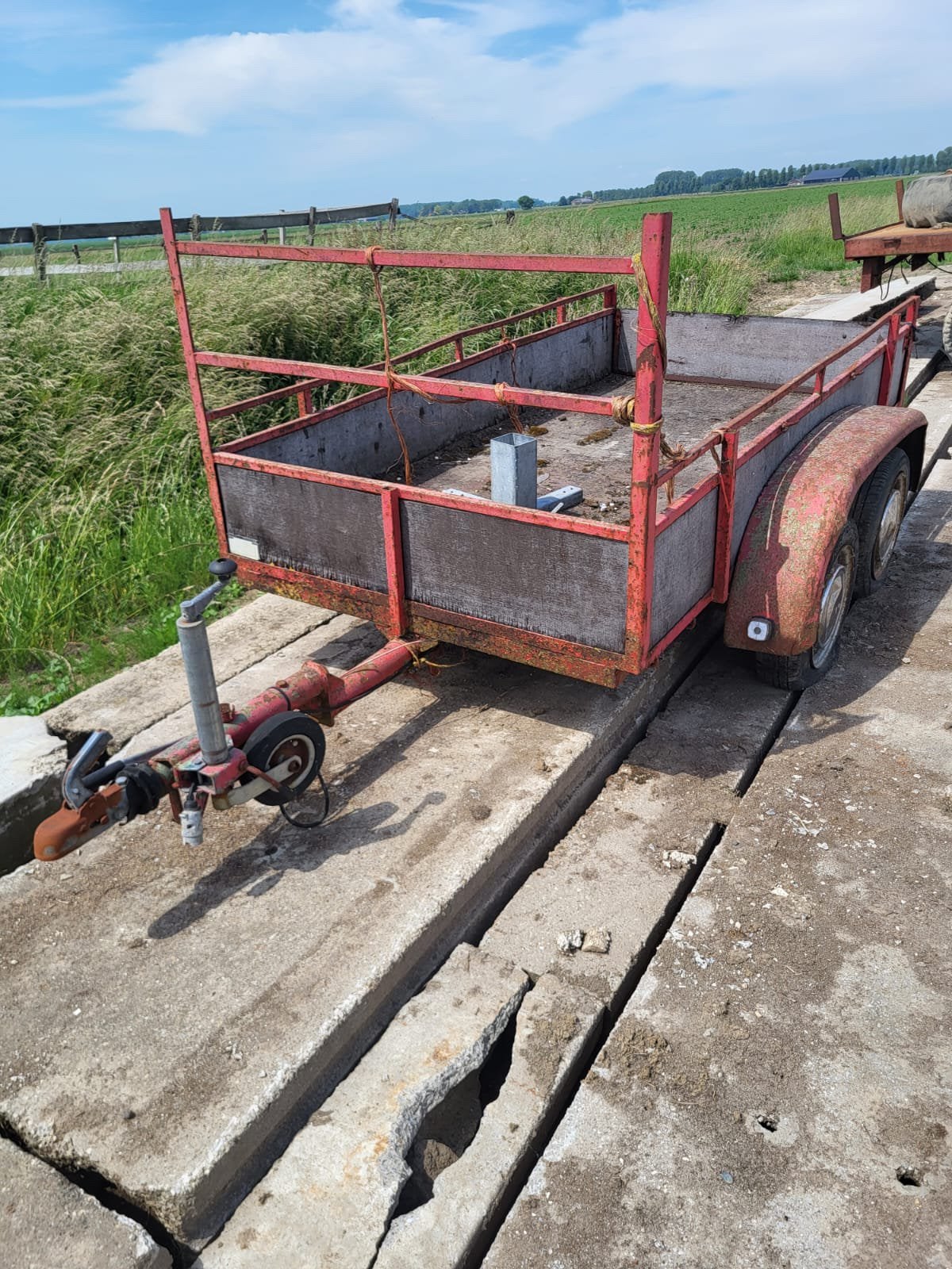Autokar / Autoaanhanger, Ophalen