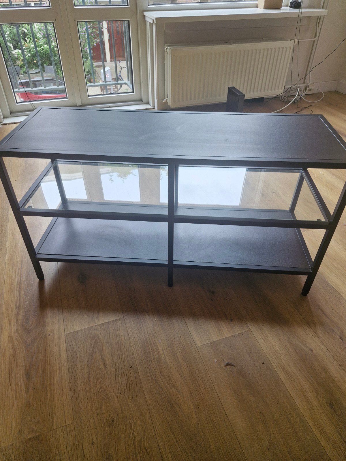 IKEA Vittsjö TV-meubel - Donkerbruin - Zeldzaam, Huis en Inrichting, Kasten | Televisiemeubels, Ophalen, Modern, Industrieel, 50 tot 100 cm