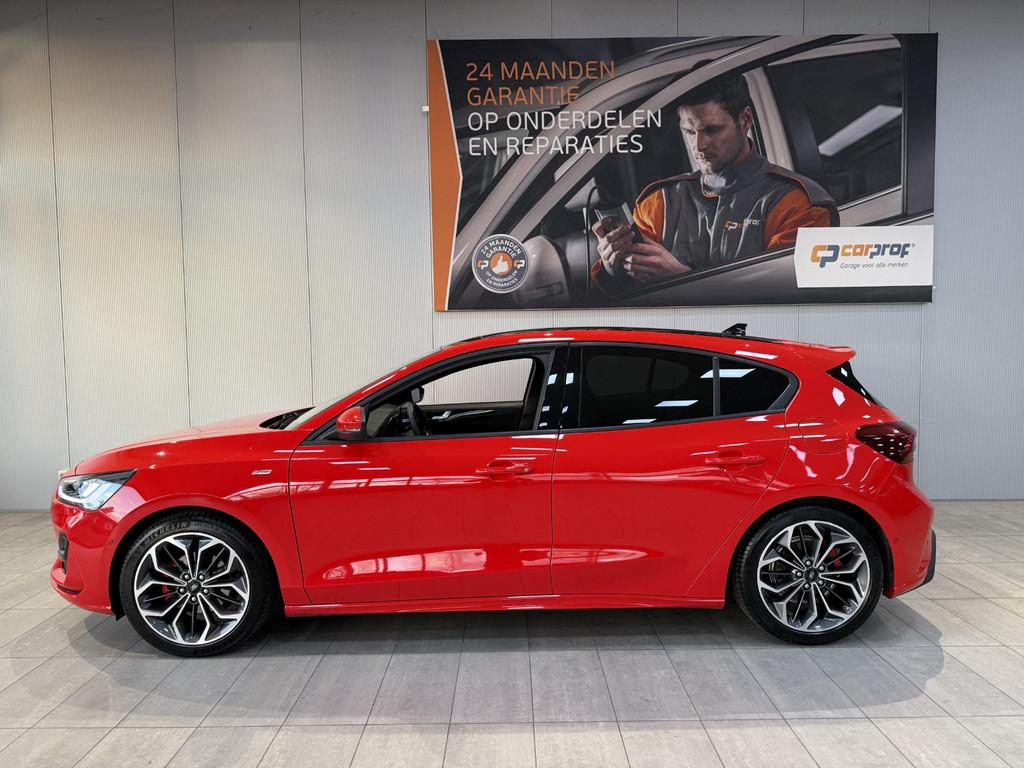 Ford Focus 1.0 EcoBoost Hybrid 125 pk ST Line X Panoramadak, Gebruikt, Euro 6, Bedrijf, Handgeschakeld