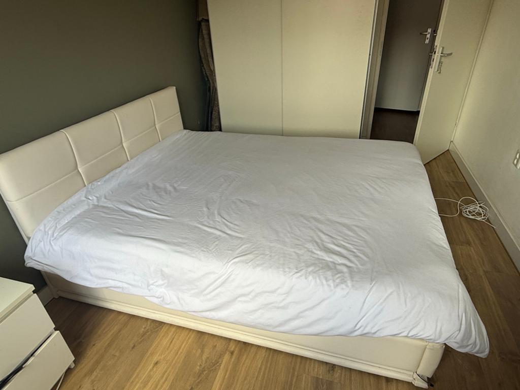 Luxe 160x200 doublebed + Avenco memory foam matras, Ophalen, Verstelbaar, Wit, Tweepersoons