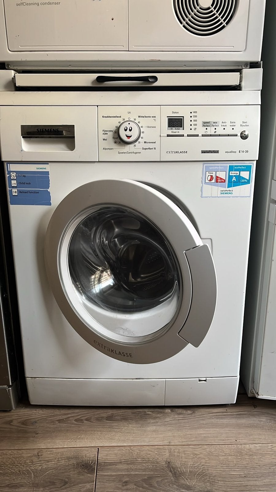 Siemens WM14E493 wasmachine - werkt goed - bieden vanaf €50, Ophalen, Gebruikt, 85 tot 90 cm, 1200 tot 1600 toeren