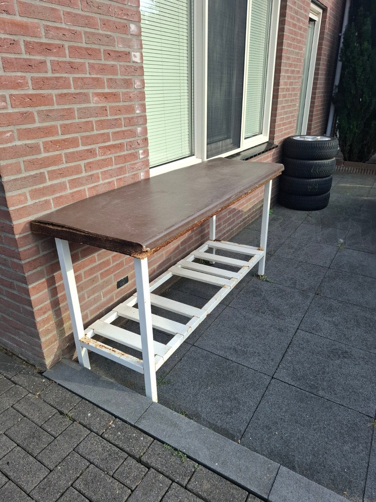 Stevige werkbank met opbergrek (gebruikt), Doe-het-zelf en Verbouw, Werkbanken, Ophalen, Gebruikt, 170 cm of meer