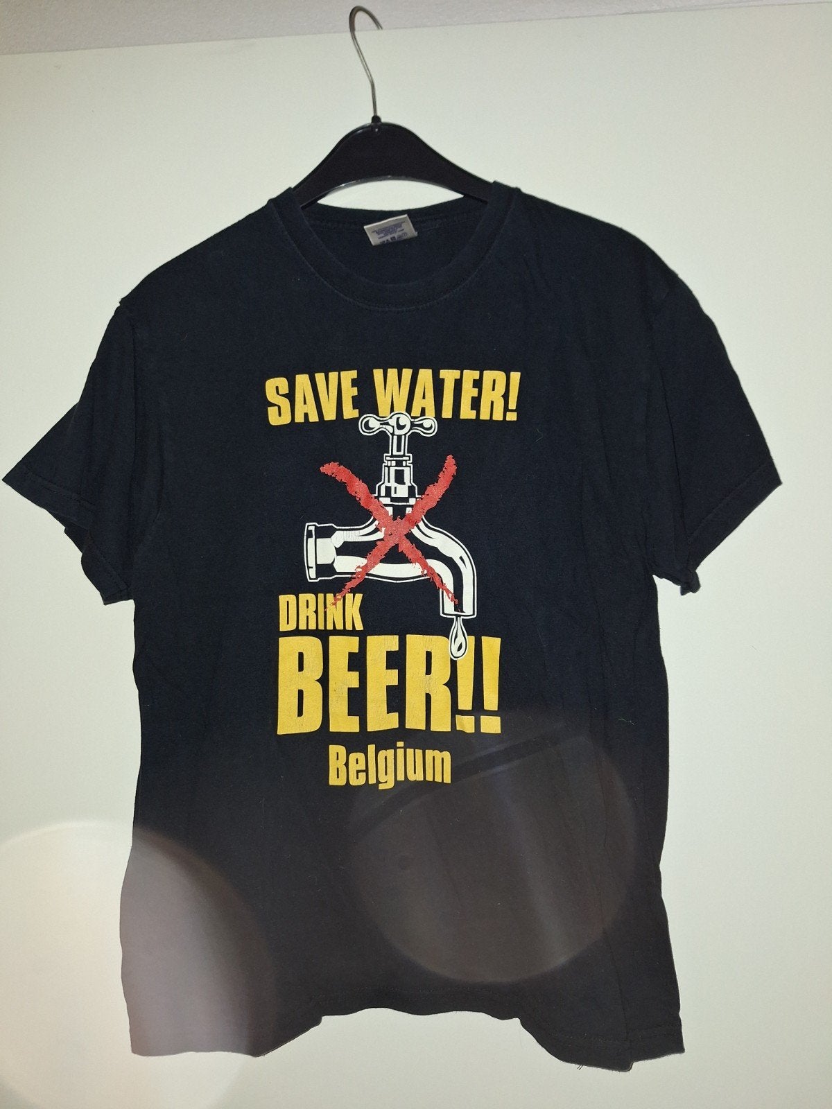 T-shirt "Save Water Drink Beer Belgium" - Maat S, Zwart, Ophalen of Verzenden, Starworld, Gedragen