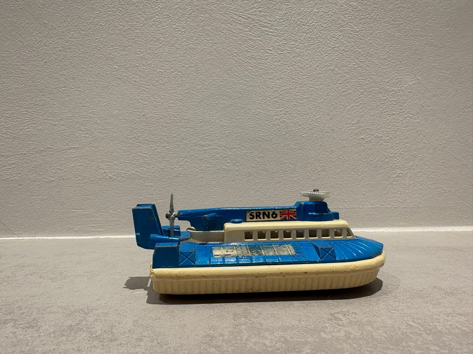 Vintage Matchbox Super Kings SRN6 Hovercraft (1974), Ophalen of Verzenden, Gebruikt