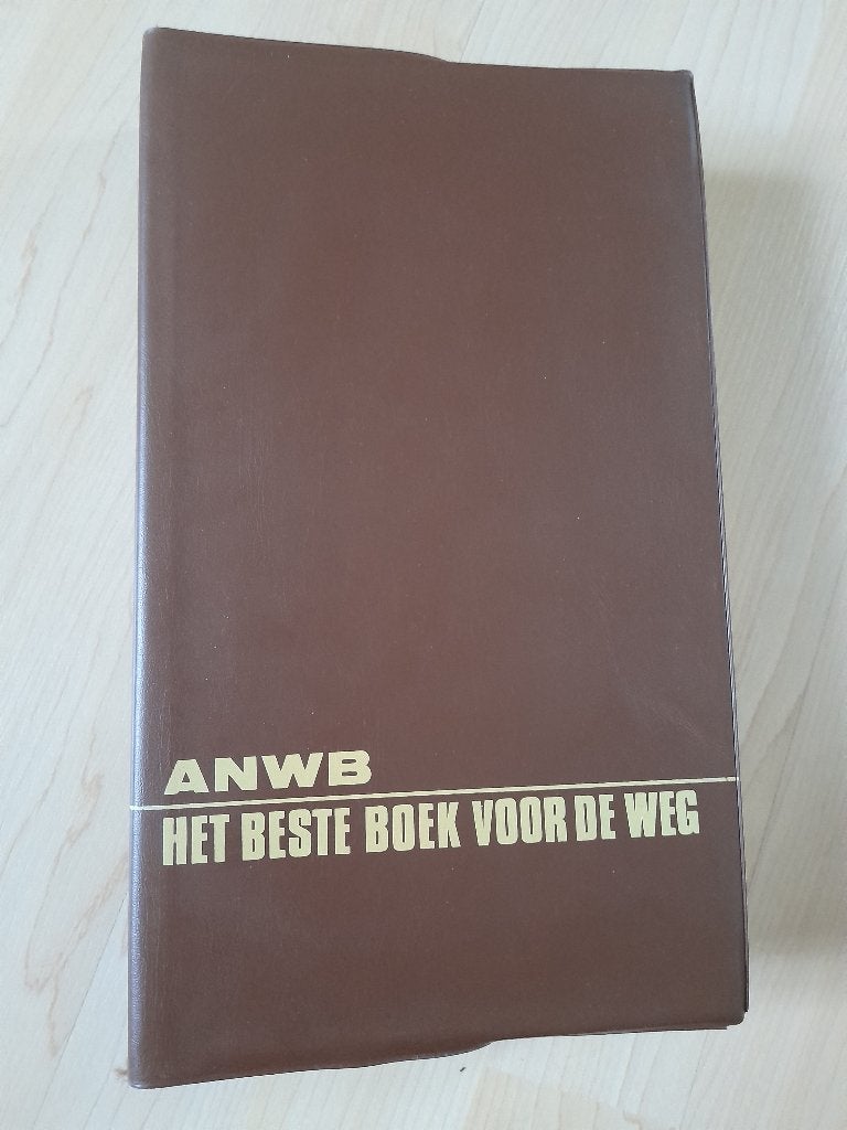 ANWB HET BESTE BOEK VOOR DE WEG Readers Digest, Ophalen of Verzenden, Gelezen