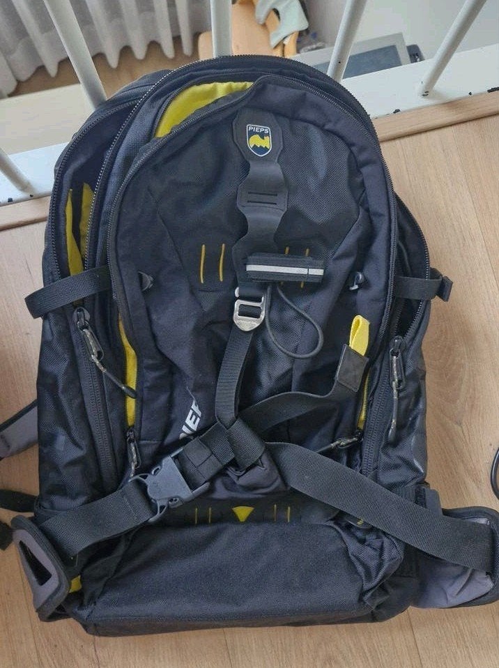 Pieps Myotis 30 Backpack - Zwart/Geel, Gebruikt, 25 tot 40 cm, Trekking, Ophalen