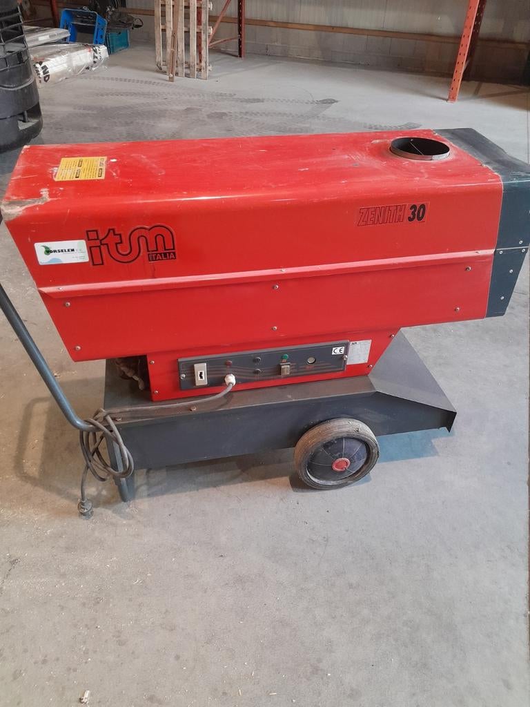 Dieselheater 33 kW met rookgasafvoer - Schone Warme Lucht, Huis en Inrichting, Oliekachel, Gebruikt, Overige brandstoffen, Ophalen of Verzenden