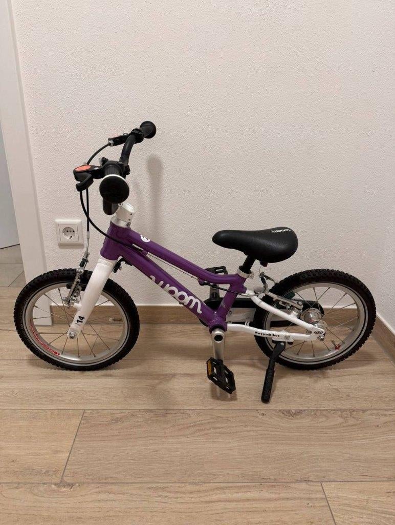 Woom 2 kinderfiets paars, Fietsen en Brommers, Fietsen | Kinderfietsjes, Ophalen of Verzenden, Zo goed als nieuw, Minder dan 16 inch