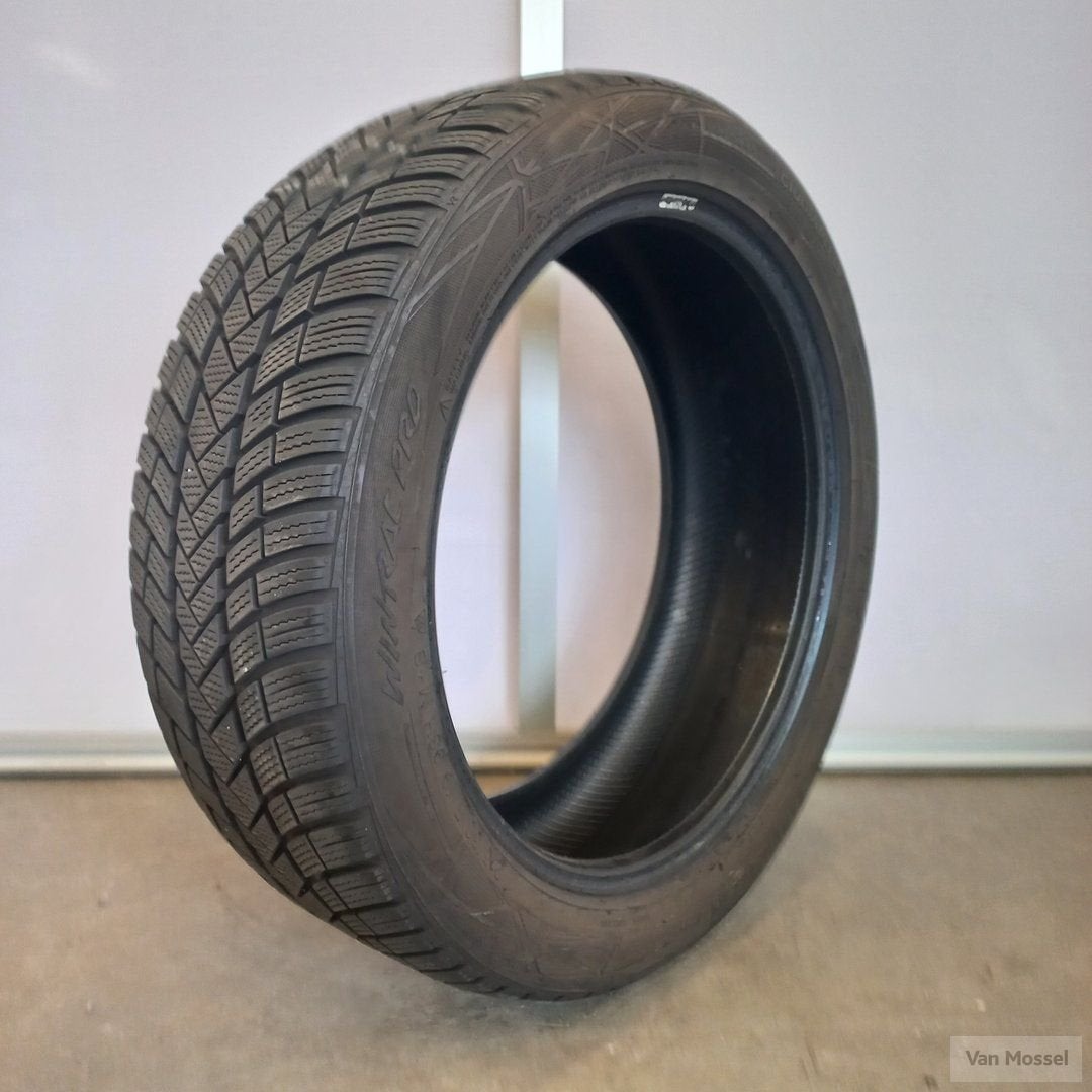 Vredestein Wintrac PRO 215/50/R19 93H, 19 inch, -, -, Band(en)