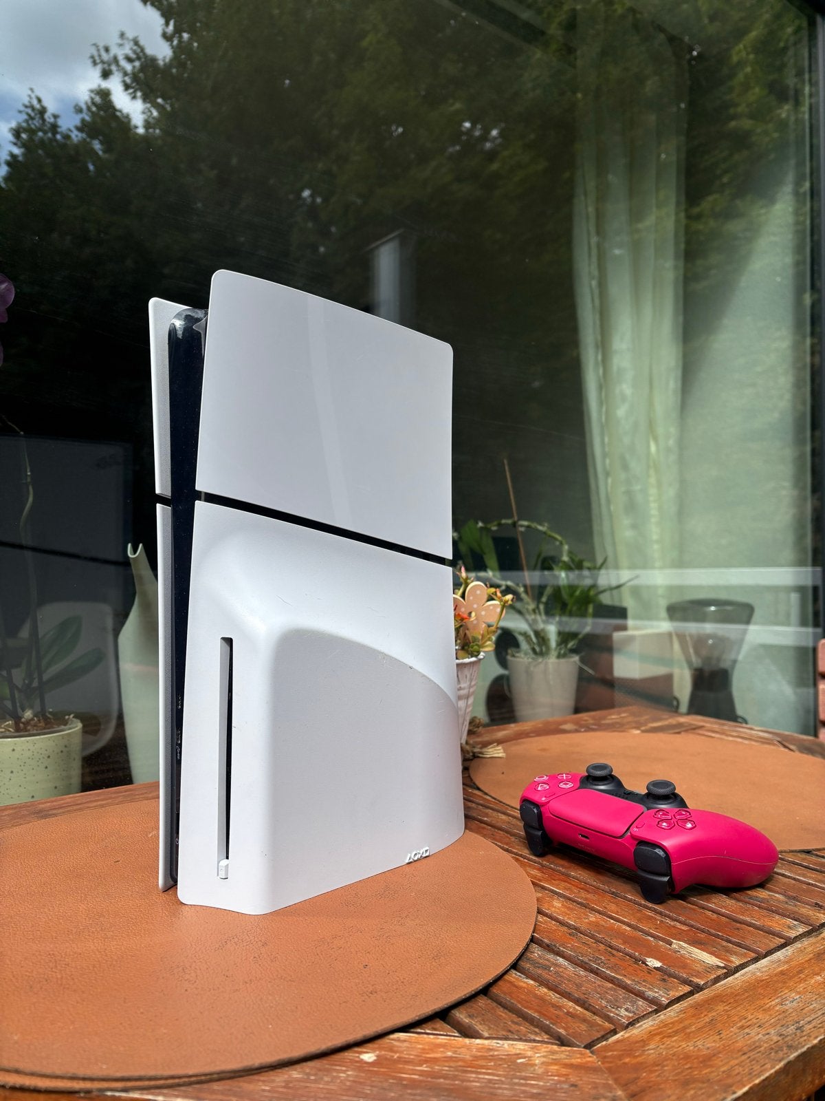 Playstation 5 Slim Disc Edition met roze controller, Ophalen of Verzenden, Zo goed als nieuw, Playstation 5