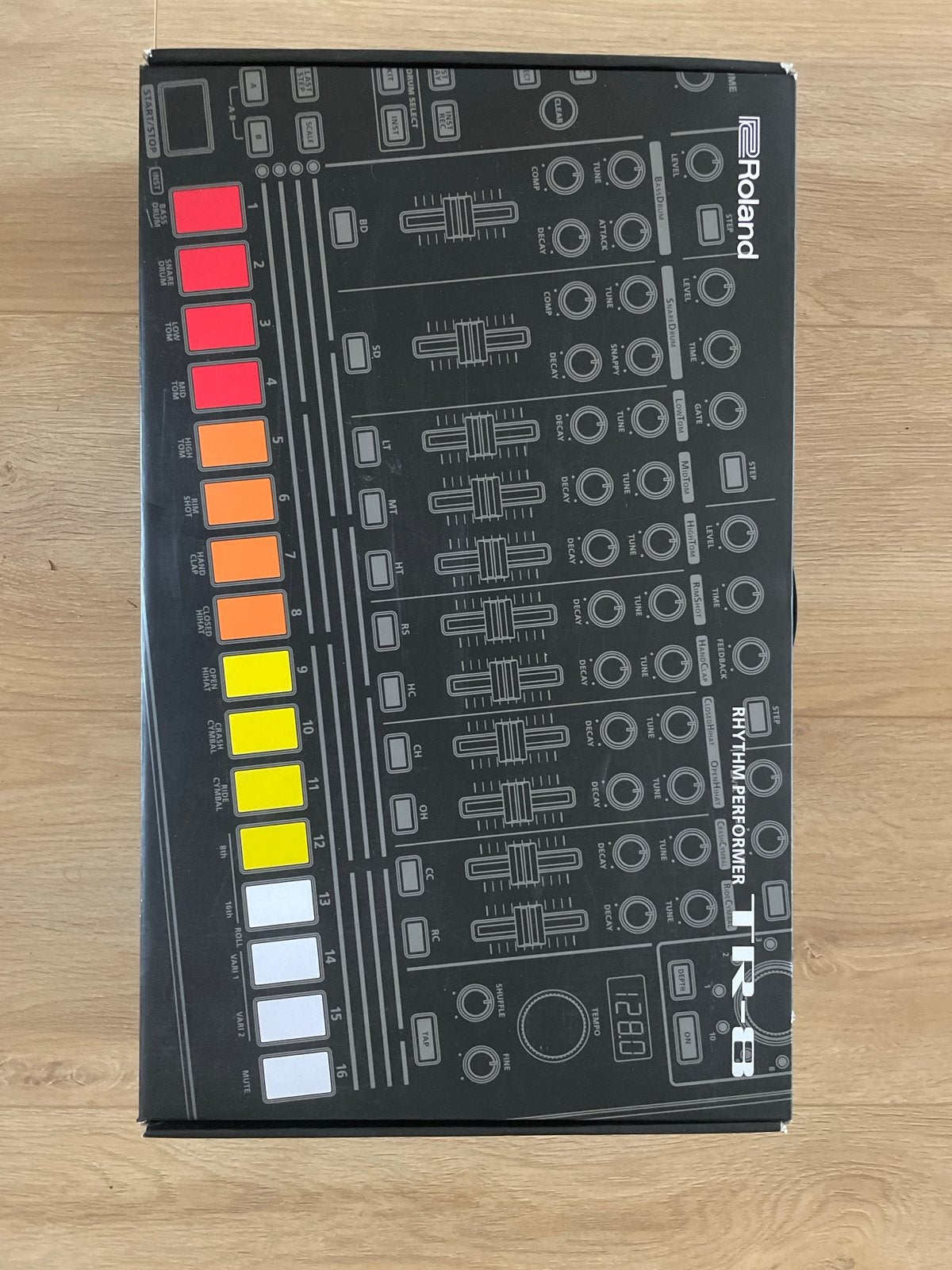 Roland TR-8 - Zo goed als nieuw, Ophalen of Verzenden, Zo goed als nieuw, Roland