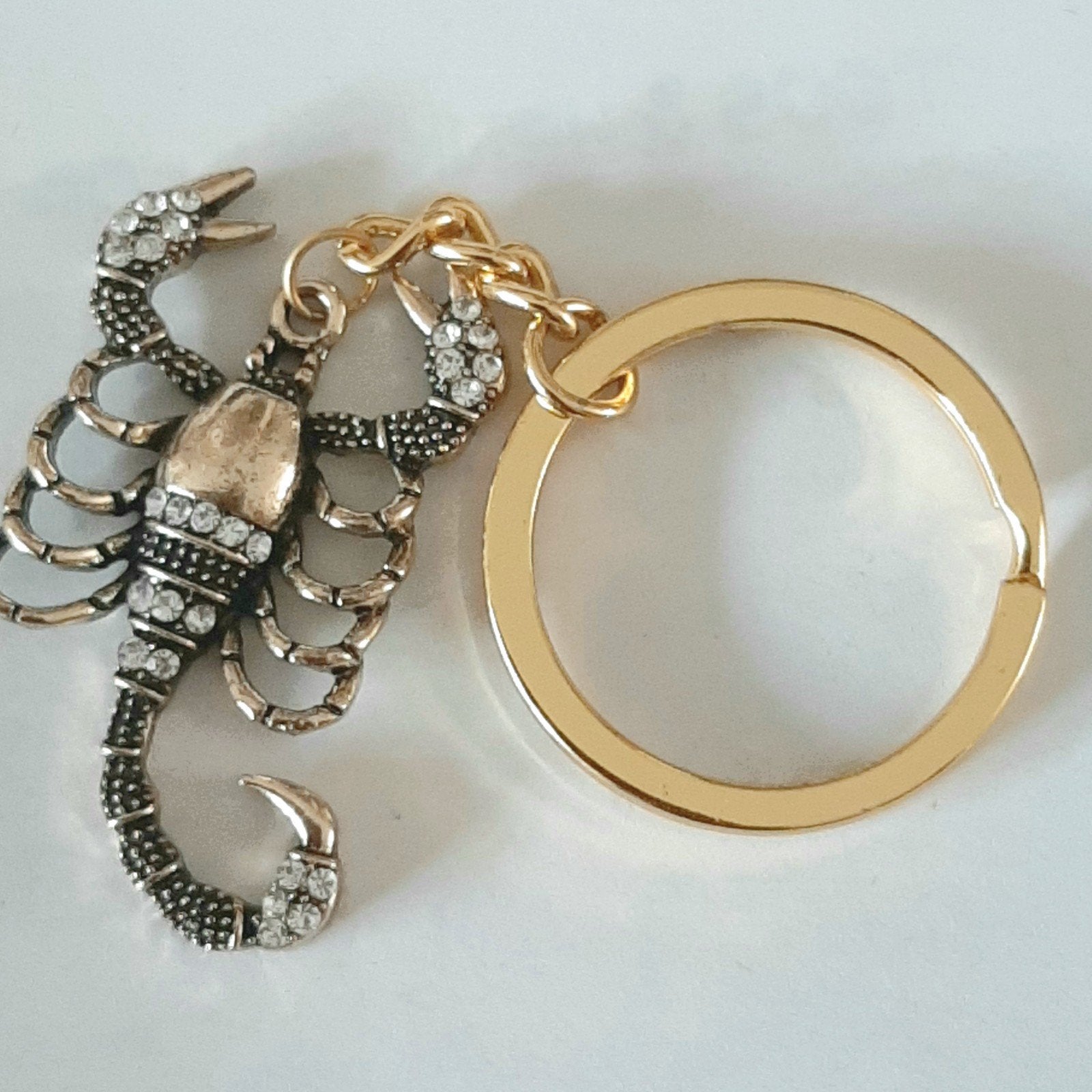 Sleutelhanger Schorpioen met Strass Steentjes, Ophalen of Verzenden, Nieuw, Overige typen