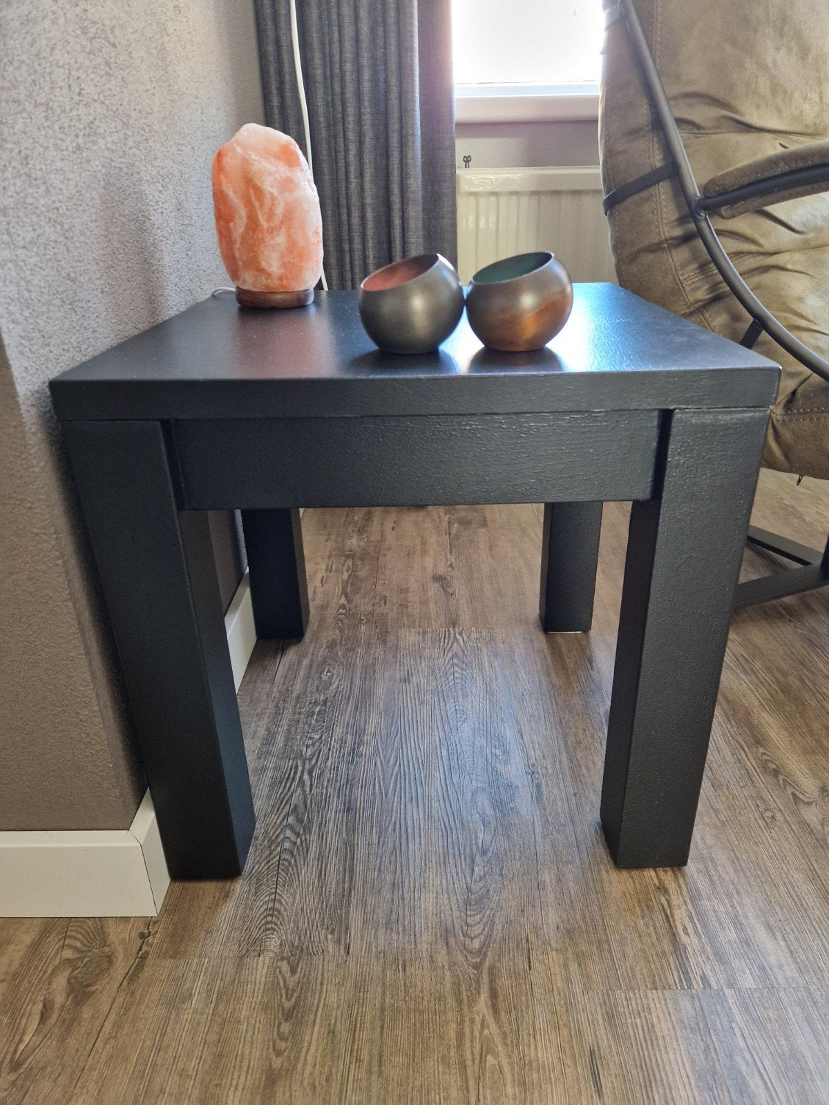 Hoektafel zwart eiken, Huis en Inrichting, Tafels | Sidetables, Ophalen, 50 tot 100 cm, Zo goed als nieuw, Modern