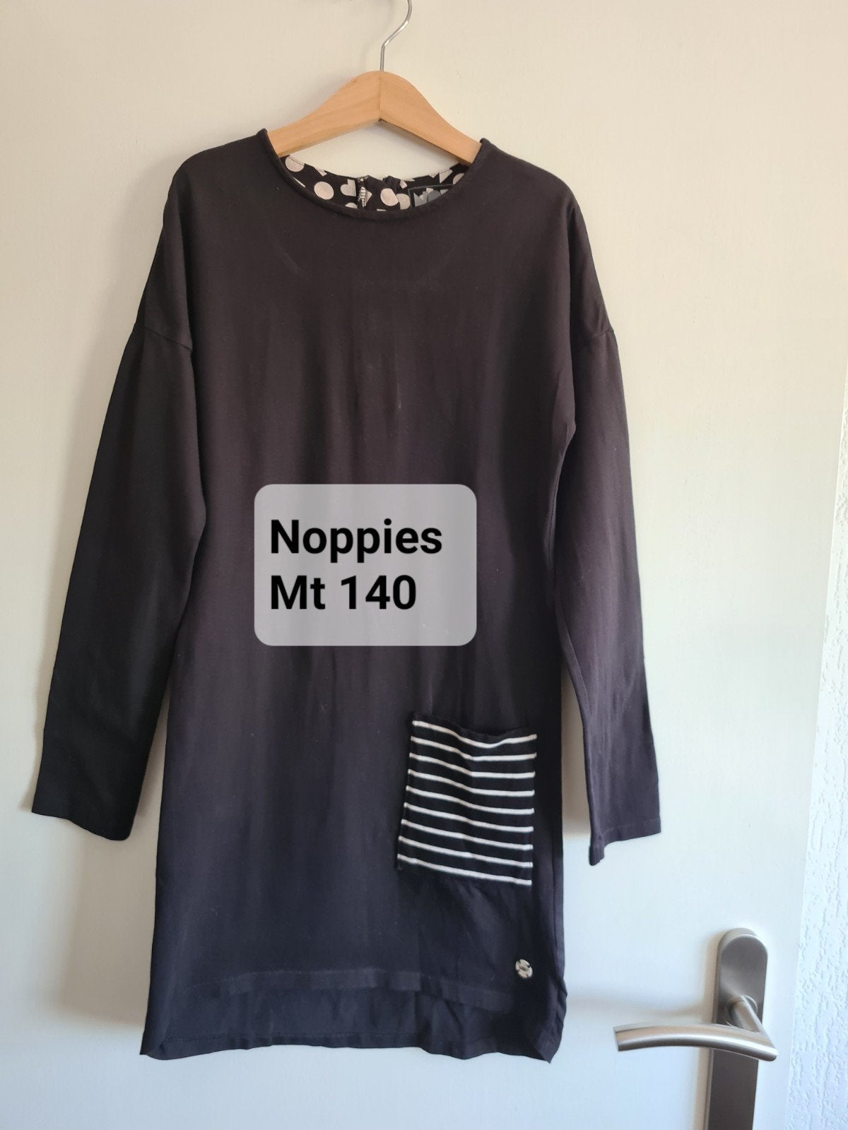 Noppies jurk/ lange trui maat 140 zwart met zakje en rits, Meisje, Ophalen of Verzenden, Zo goed als nieuw, Jurk of Rok
