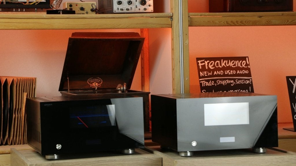Advance Paris X-A1200 / X A 1200 mono's TRADE.INRUIL Schade*, Overige merken, Ophalen of Verzenden, Zo goed als nieuw, Advance Paris
