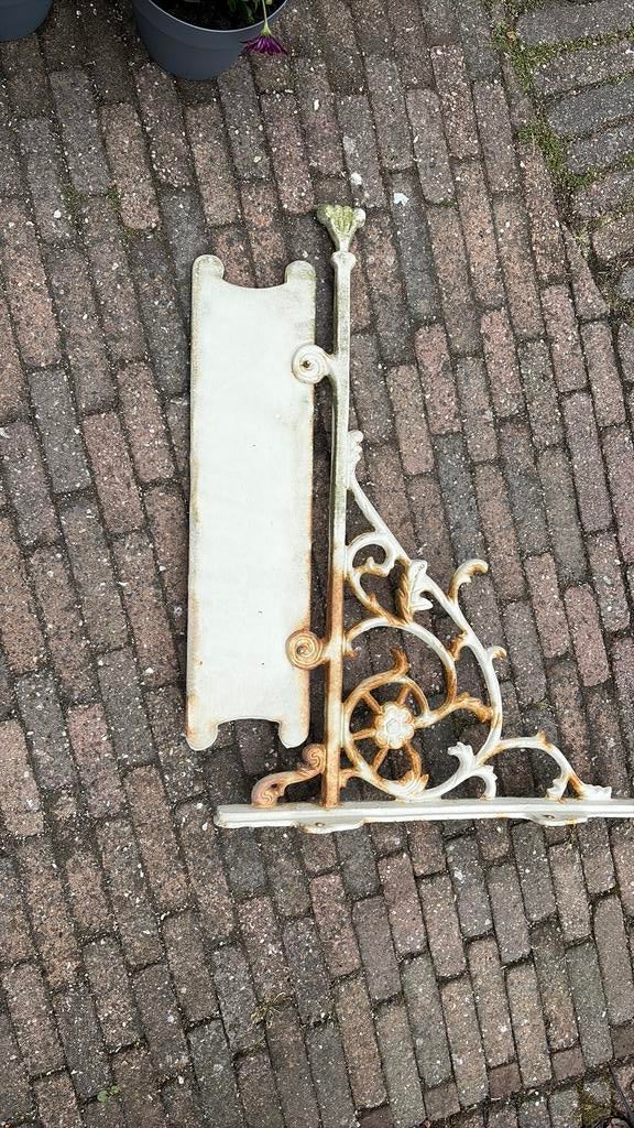 Gietijzeren uithangbord, Ophalen of Verzenden, Zo goed als nieuw