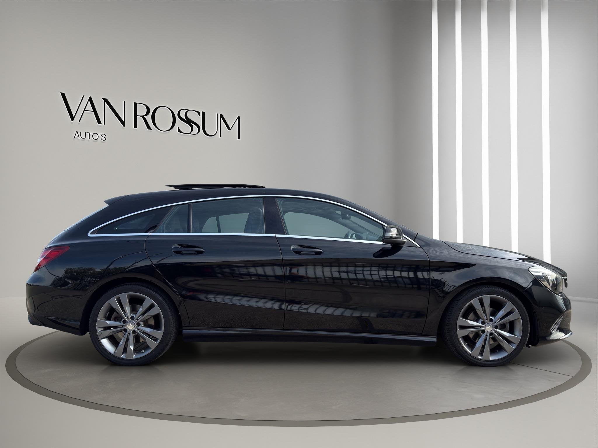 Mercedes-Benz CLA-klasse Shooting Brake 180 Lease Edition Am, Auto's, Voorwielaandrijving, Gebruikt, 4 cilinders, 715 kg