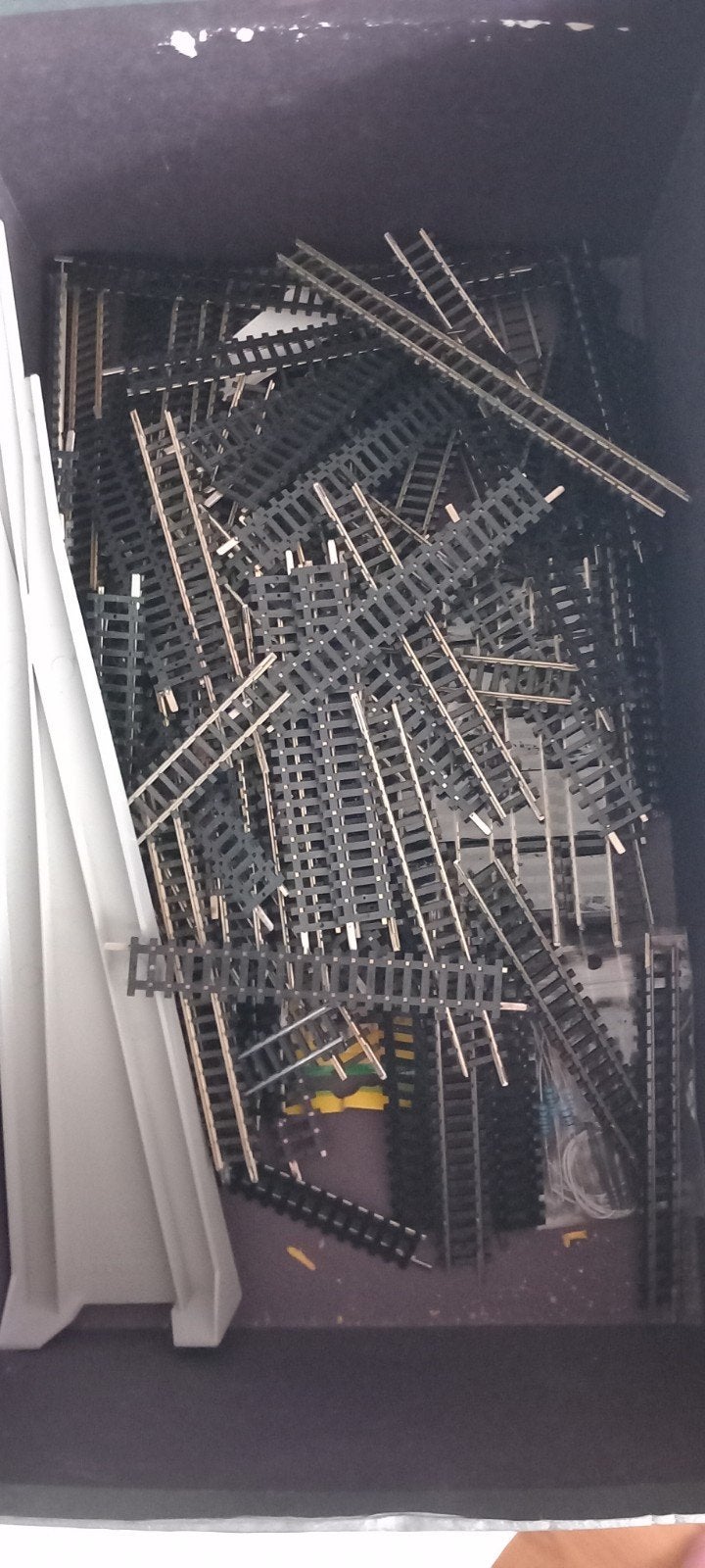 Te koop 200 x minitrix rails n spoor, Hobby en Vrije tijd, Verzenden, Zo goed als nieuw