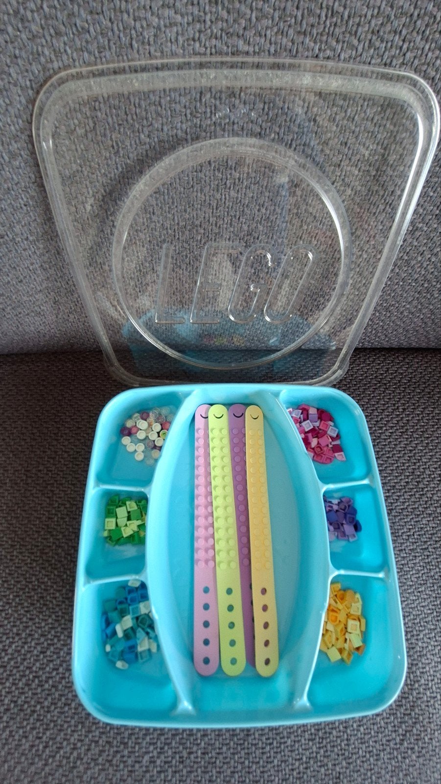 Lego DOTS Armbandjes Maakset met Veel Kleuren, Gebruikt, Overige thema's, Lego, Ophalen of Verzenden