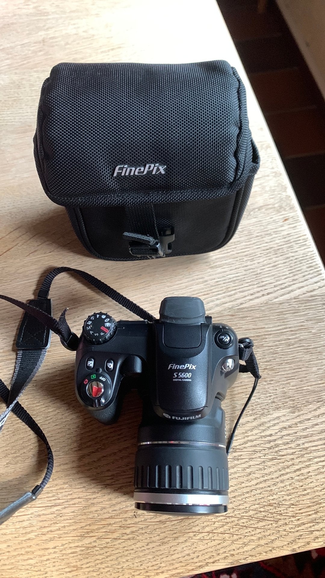 FinePix camera, Ophalen of Verzenden, Zo goed als nieuw, 8 keer of meer