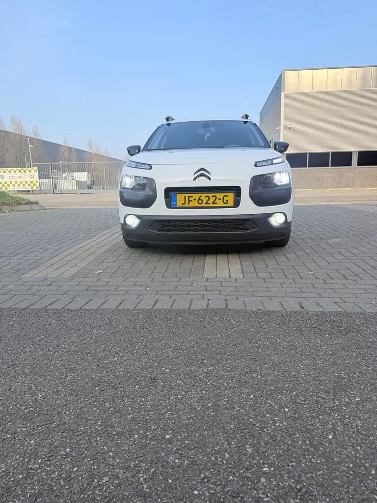 Citroën C4 Cactus 1.2 E-thp 110 2016 Wit, Auto's, Voorwielaandrijving, 40 €/maand, 1199 cc, 995 kg
