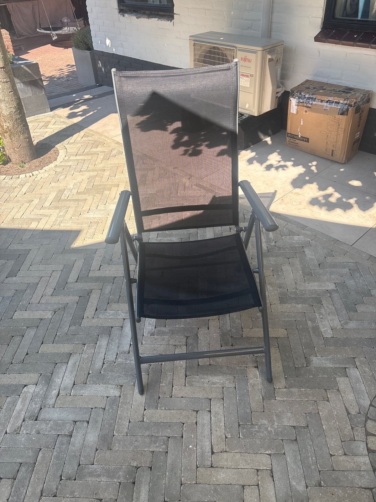 Nieuwe verstelbare tuinstoel - perfect voor buiten, Tuin en Terras, Tuinstoelen, Ophalen, Nieuw, Textileen, Verstelbaar