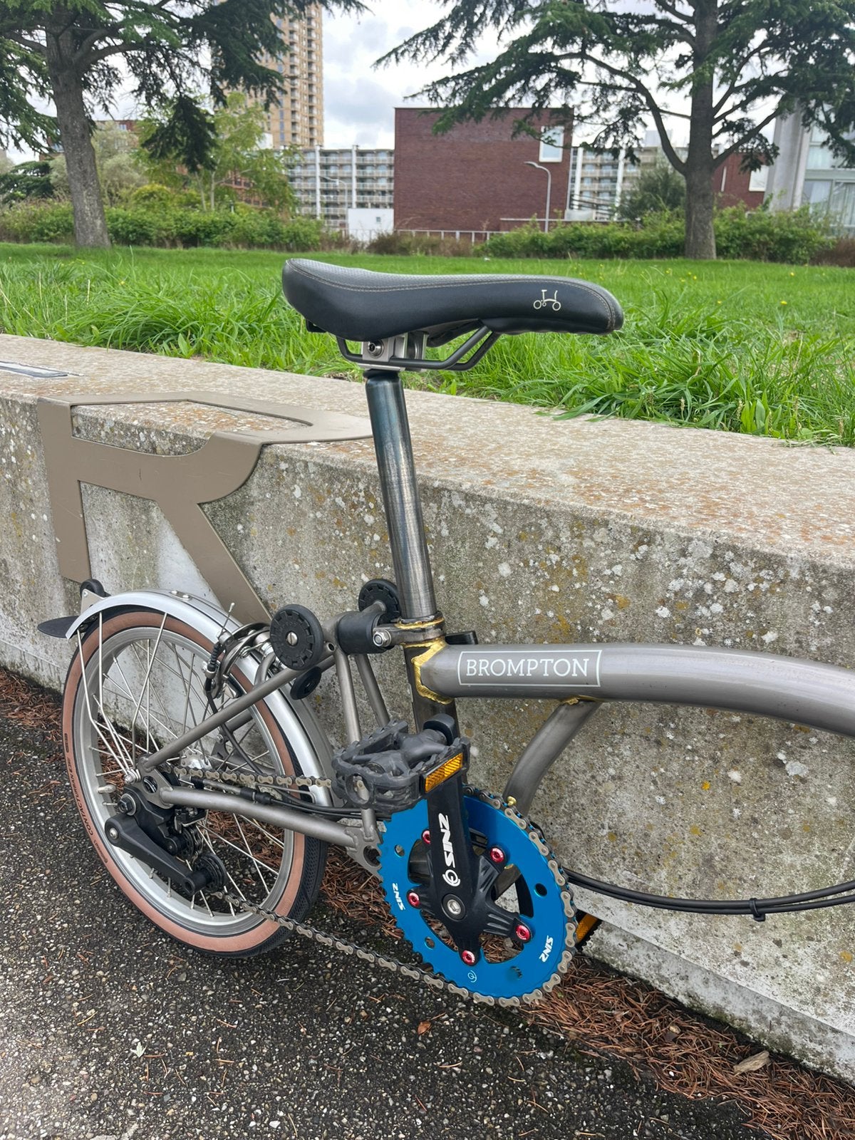 Foto 18 van Titanium Brompton S2L-X 9,4 KG Customised voor klein persoon