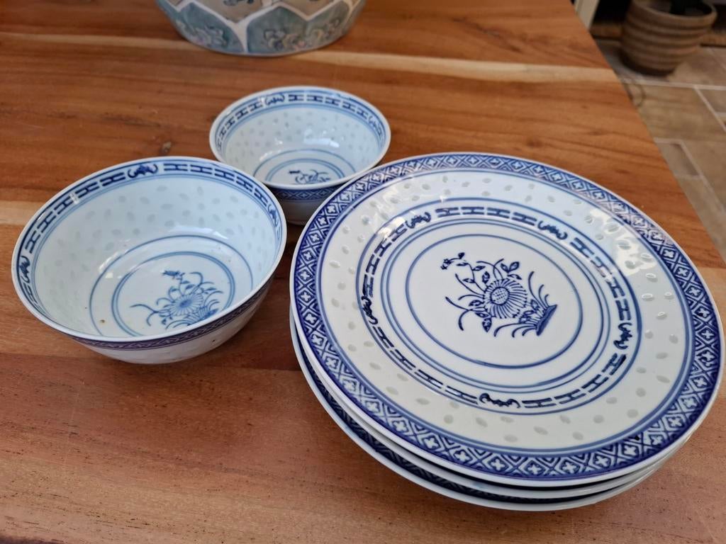Chinees rijstkorrel servies - blauw, Gebruikt, Ophalen of Verzenden, Bord(en), Overige stijlen