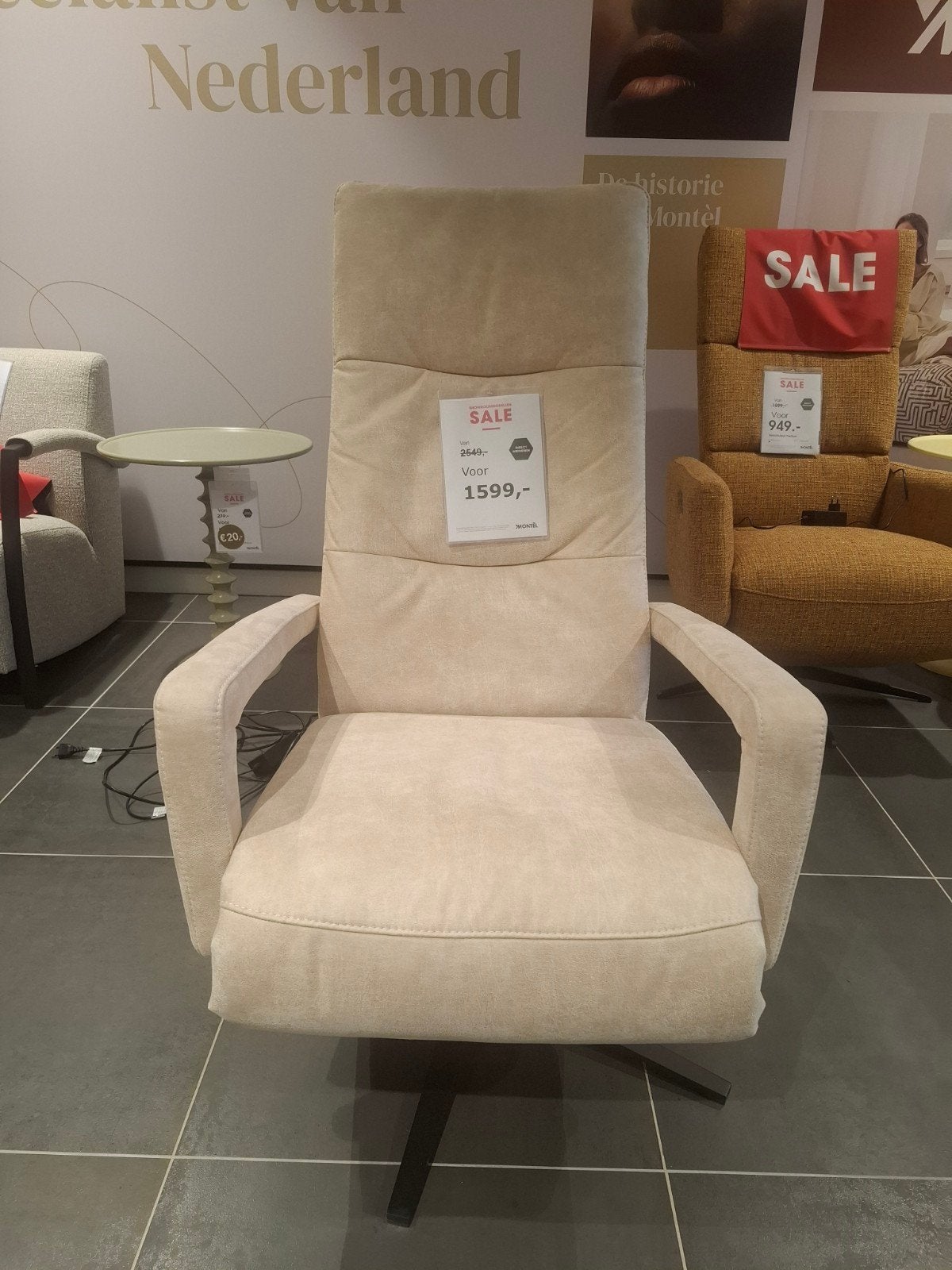 Luxe microleder relaxfauteuil, beige en oplaadbaar, Ophalen, 75 tot 100 cm, Zo goed als nieuw, 75 tot 100 cm