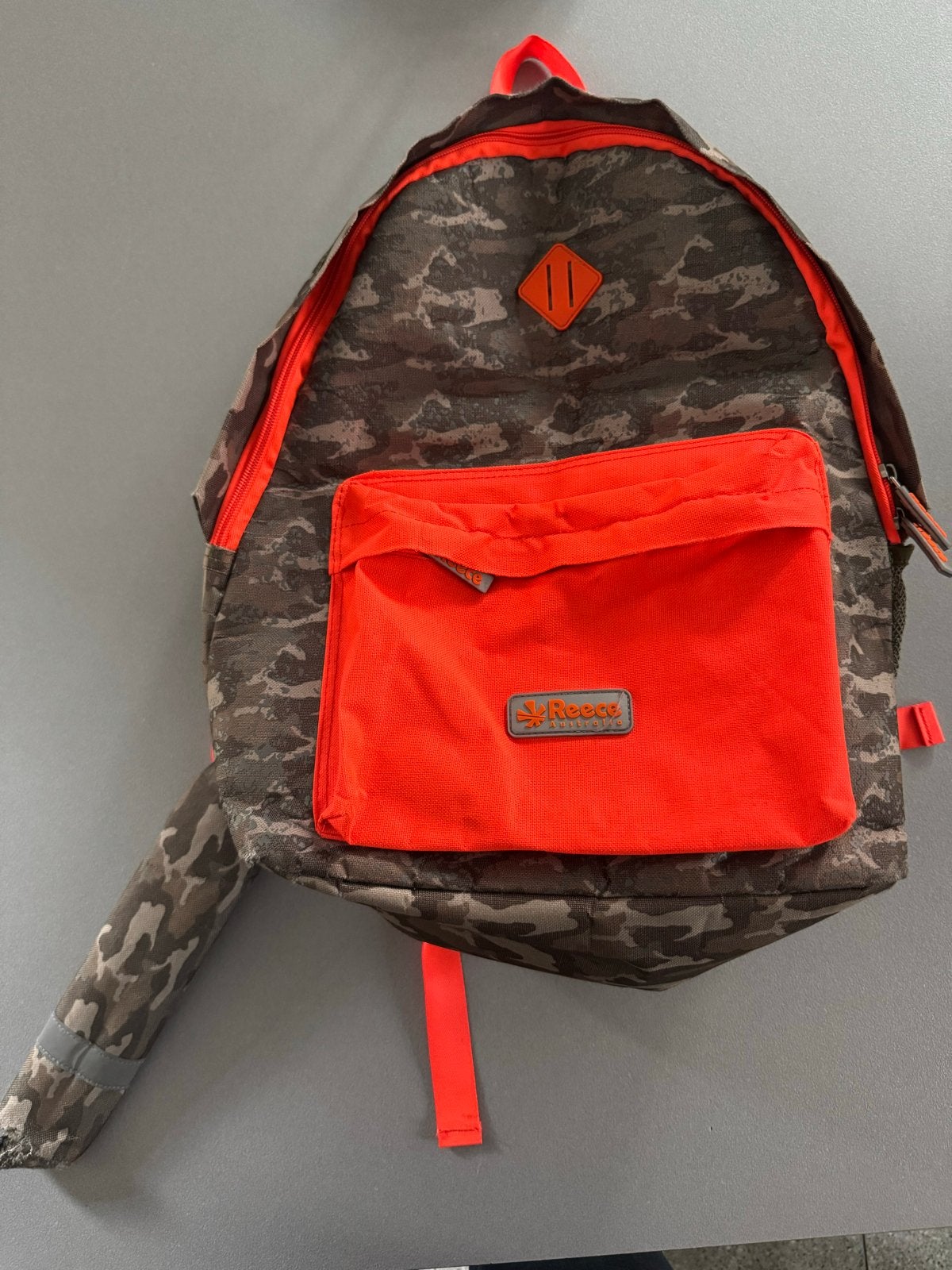 Fleece Outdoor Hockey Rugzak - Camouflage Oranje, Gebruikt, 25 tot 40 cm, Ophalen, Overige merken