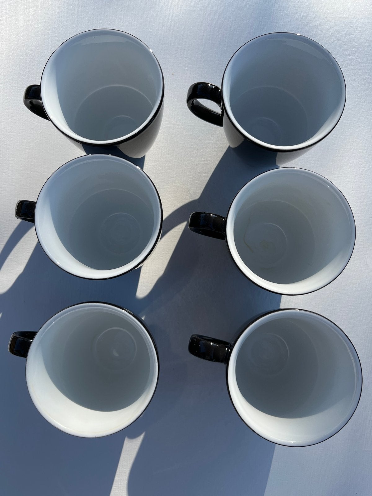 7 Bijenkorf Collection koffiekoppen, zwart, Huis en Inrichting, Overige merken, Keramiek, Ophalen of Verzenden, Zo goed als nieuw