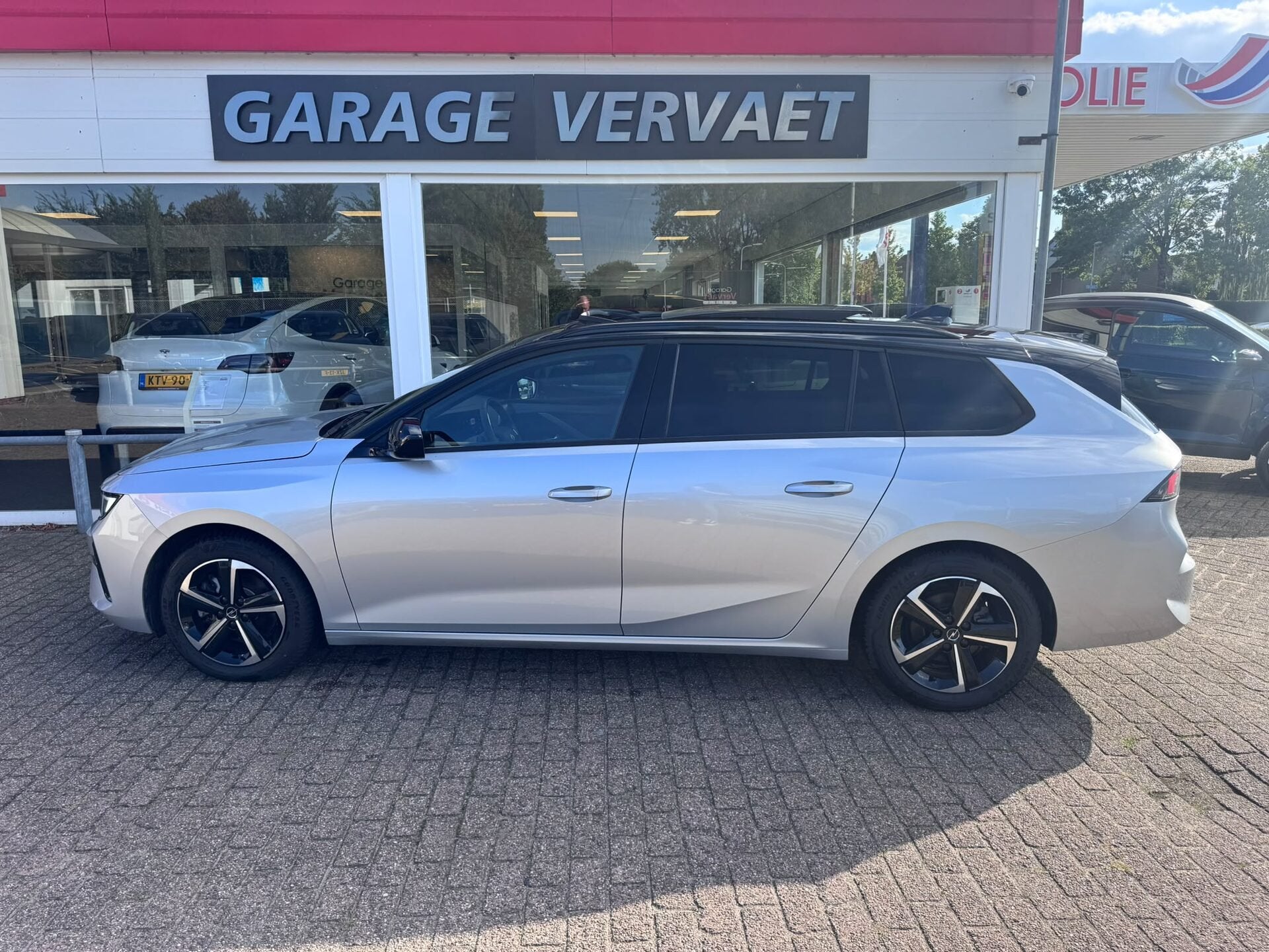 Opel Astra Sports Tourer 1.2 Turbo Hybrid GS, 145 pk, Gebruikt, Zwart, 1199 cc