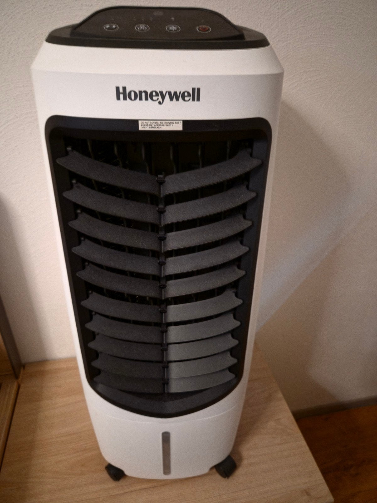 Honeywell Verrijdbare Luchtkoeler met Afstandsbediening, Ophalen