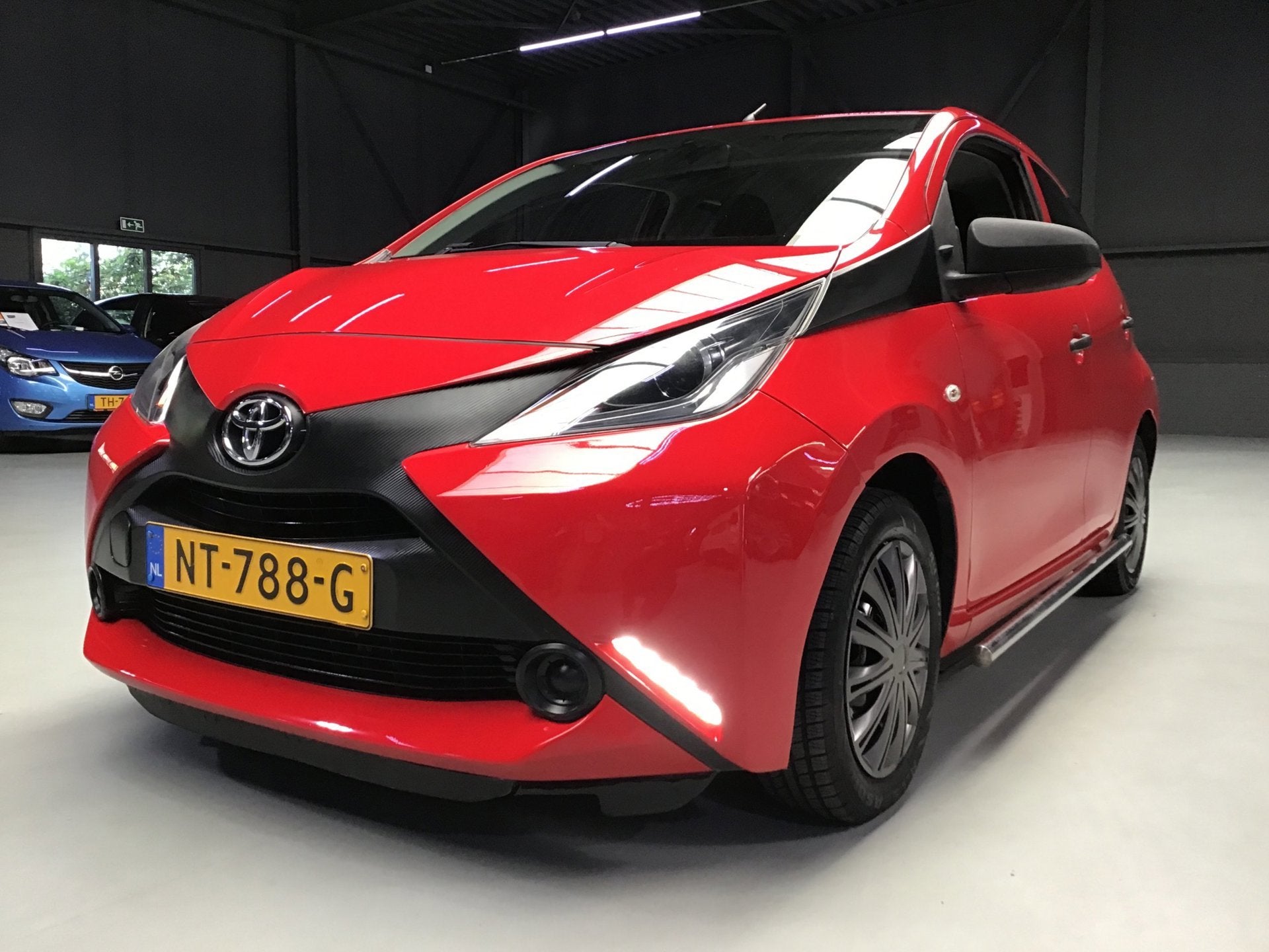 Toyota Aygo 1.0 VVT-i x-fun I New Apk + Kln Brt I Airco I Bt, Auto's, Voorwielaandrijving, Stof, Gebruikt, Euro 6