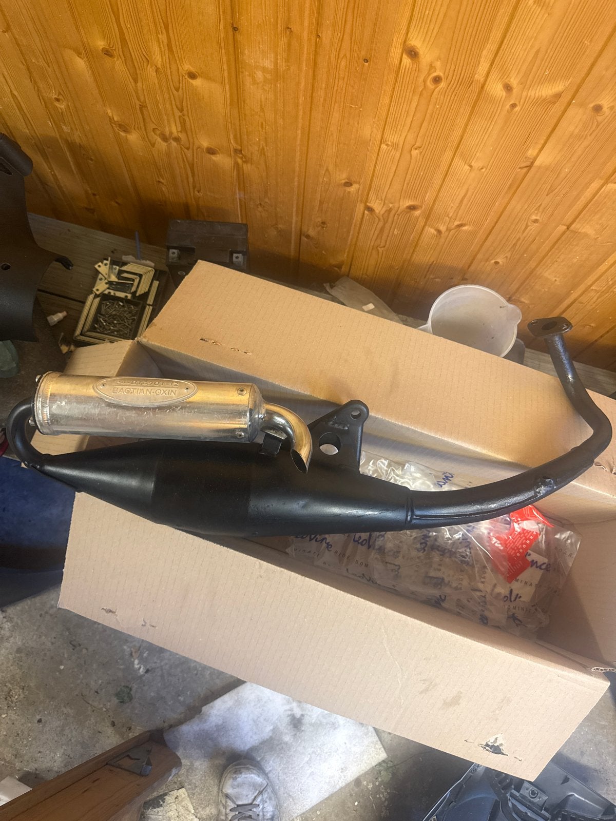 Piaggio sportuitlaat 50-70cc voor betere prestaties, Fietsen en Brommers, Ophalen of Verzenden, Zo goed als nieuw, Uitlaat, Piaggio