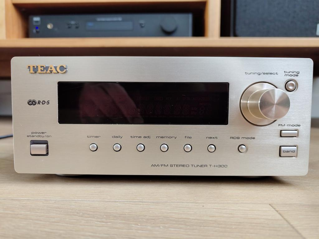 TEAC AM/FM Stereo Tuner T-H300 - Champagne, Ophalen, Gebruikt, Analoog