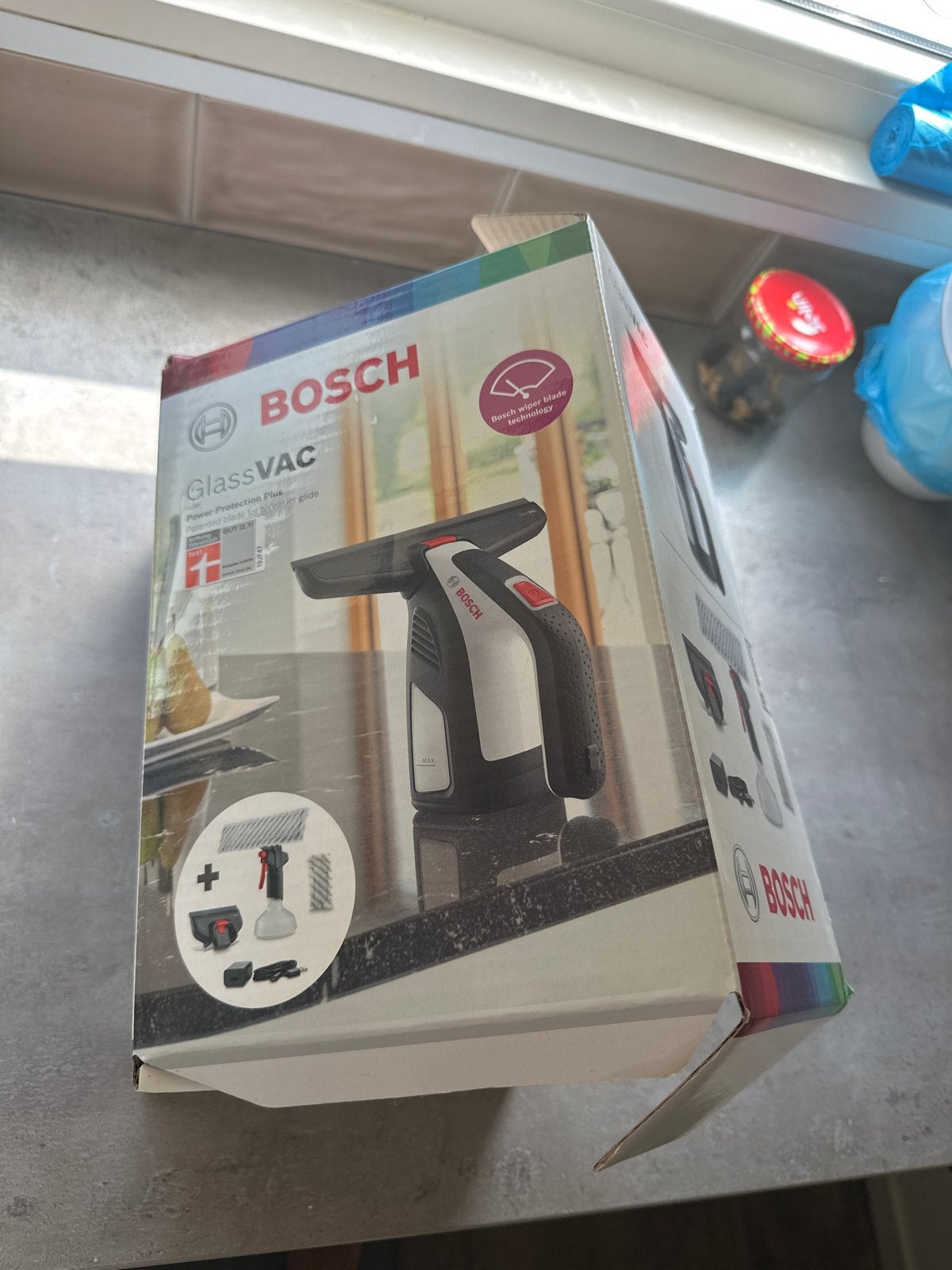 Bosch GlassVAC Raamwisser - Nieuw in doos, Huis en Inrichting, Schoonmaakartikelen, Ophalen, Raamwisser of Trekker